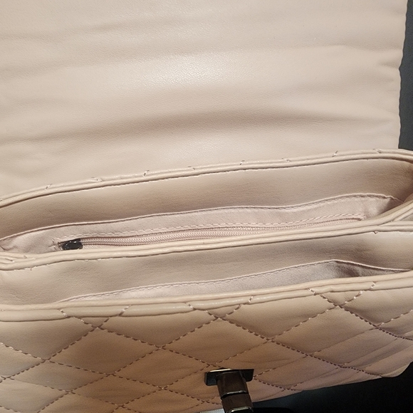Badgley Mischka Blush Quilted Shoulder Bag - Picture 5 of 7